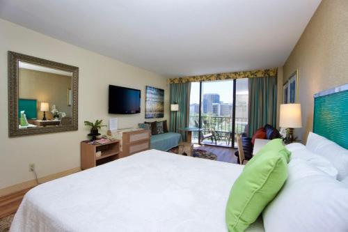 Gallery image of Palms Waikiki #412 in Honolulu