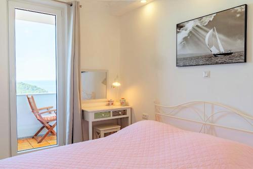 Dubrovnik Colors - Old Town View Apartment No2 tesisinde bir odada yatak veya yataklar