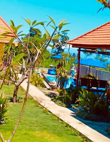 Bazén v ubytování Dream Beach Hostel Lembongan nebo v jeho okolí
