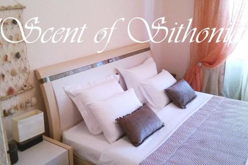 Fotografie z fotogalerie ubytování Beachfront SCENT OF SITHONIA with pool, Gerakini, Halikidiki v destinaci Yerakiní