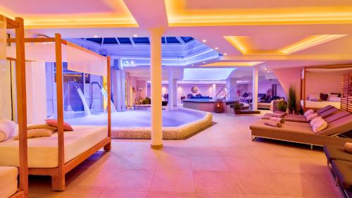 Posezení v ubytování Romantischer Winkel RoLigio & Wellness Resort
