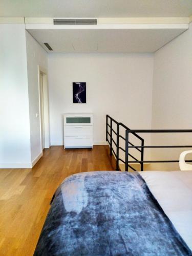 Nice duplex apartment with free pool and garage