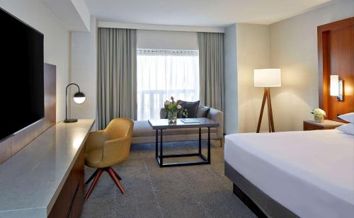 Postel nebo postele na pokoji v ubytování Hyatt Regency Atlanta
