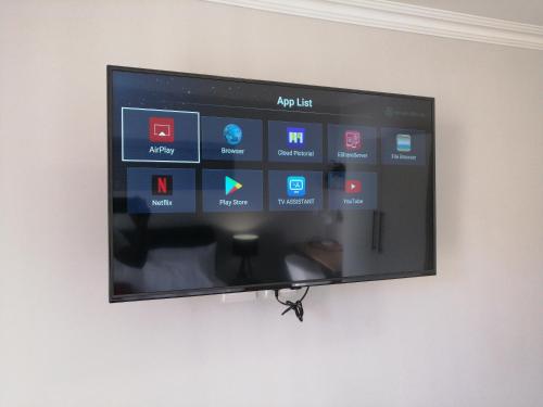 Hillsview, Roodepoortにあるテレビまたはエンターテインメントセンター