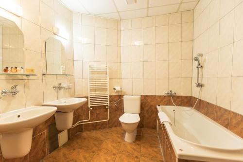 Kúpeľňa v ubytovaní Hotel Kaštieľ Mojmírovce