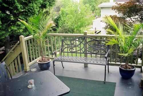 Manheim Manor Bed & Breakfast – Photos 5