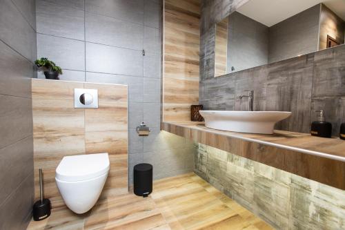 Ванная комната в Downtown Luxury Boutique Suites - the grand suite