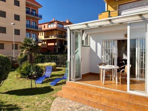 Apartament amb jardi a la platja d'Empuriabrava