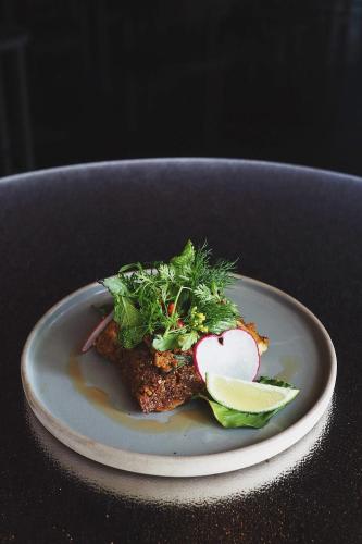 Đồ ăn tại/gần khách sạn