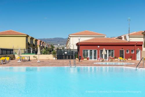 Duplex Meloneras 3 dormitorios piscina y parking