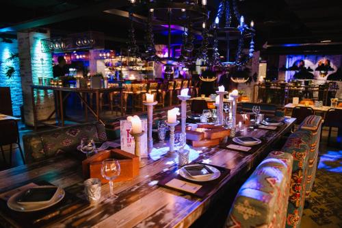 Lounge nebo bar v ubytování Original Sokos Hotel Seurahuone Kotka