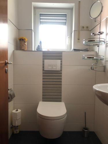 Koupelna v ubytování Ferienwohnung Döllinger Messe Fränkisches Seenland