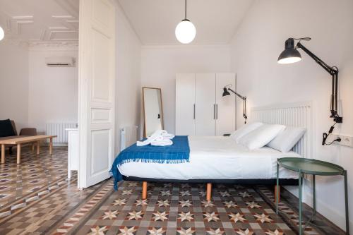EG21- MODERNIST AND ELEGANT APARTMENT IN BCN CITY CENTEr
