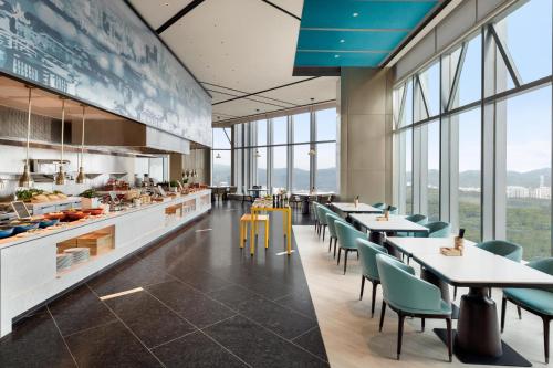 Mad på hotellet eller i nærheden