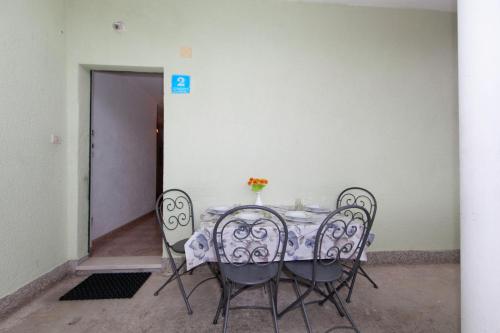 Ảnh trong thư viện ảnh của Apartmani Darinka ở Baška Voda
