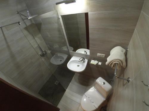 Ένα μπάνιο στο Hotel Zorepad