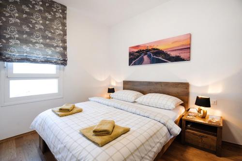 Sea view Tiho Apartment