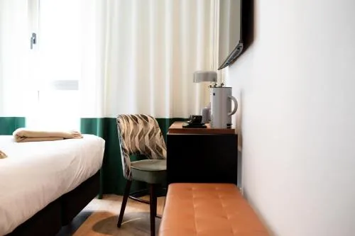 Room Mate Cosmo - City Centre, Valencia photo 39
