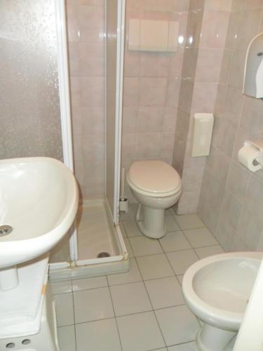 Koupelna v ubytování Albergo Romeo
