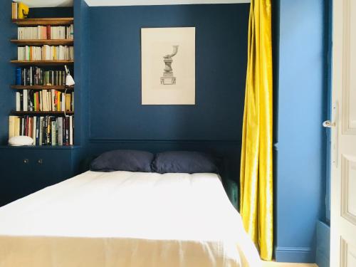 Elegant and cosy flat near Montmartre