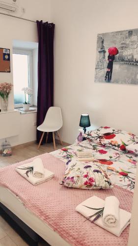 Ένα ή περισσότερα κρεβάτια σε δωμάτιο στο Studio Apartment Legcevic