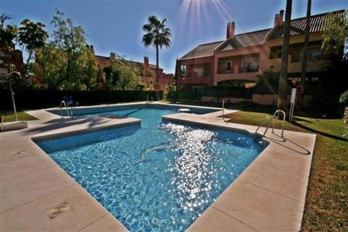 Spacious Golden Mile Townhouse