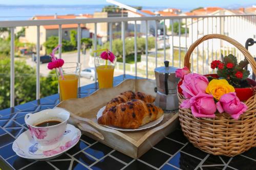 Periska Kastela-Perfect Midpoint Split & Trogir with Local Guide