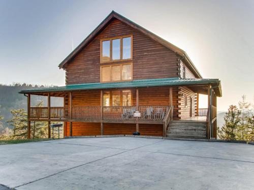 Lookout Lodge Too Cabin