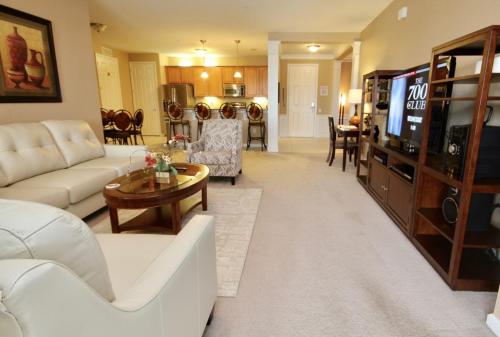 Shoreway Condo #231527