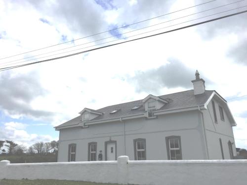 Gallery image of Burns Cottage in Ballyheigue