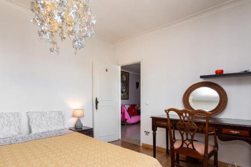 Posteľ alebo postele v izbe v ubytovaní Lisbon South Bay Rooms