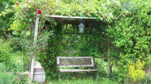 Zahrada ubytování Le Moulin d' Erée, gîte Insolite de charme
