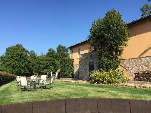 Κήπος έξω από το Agriturismo Pieve de Pitti