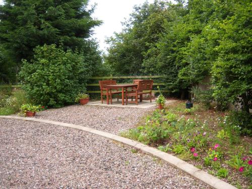 Jardín al aire libre en Annagh Cottage