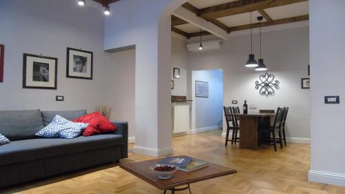 Duomo Classic Apartment