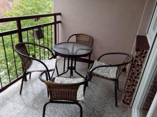 Uma varanda ou terraço em Apartman Ivan