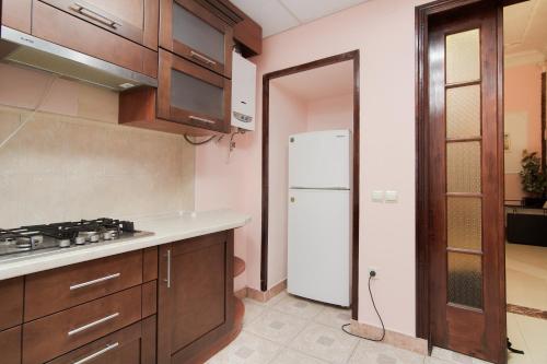 A kitchen or kitchenette at Rent Apartments Grecheskaya 50