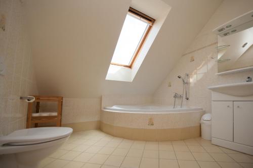Ванна кімната в Ubytování Merlot