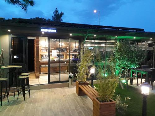 Zahrada ubytování THE SARIGERME INN