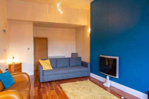 Apartment No 1 - The Old Red King Pub, Whitefield, Manchester photo 12
