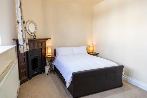 Apartment No 1 - The Old Red King Pub, Whitefield, Manchester photo 8