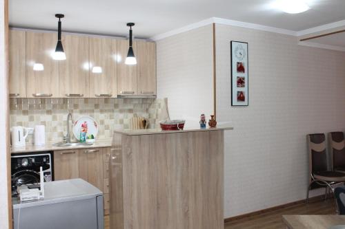 Guest House ELENA tesisinde mutfak veya mini mutfak