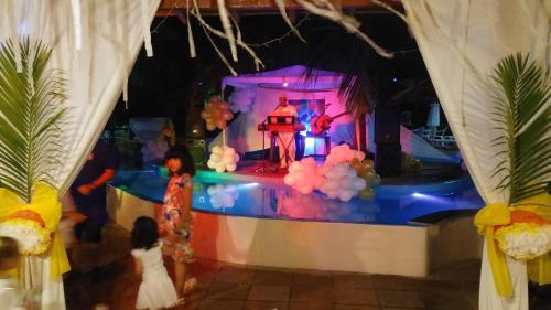 Naktsmītnes Hotel Coco Beach pilsētā Kondi fotogalerijas attēls