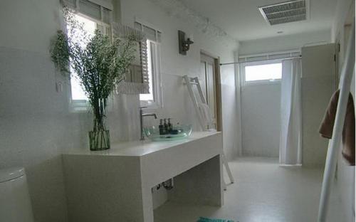 Phòng tắm tại The Blue Sky Resort @ Ranong