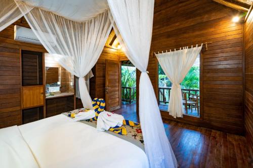 Gallery image of Dream Beach Inn in Nusa Lembongan