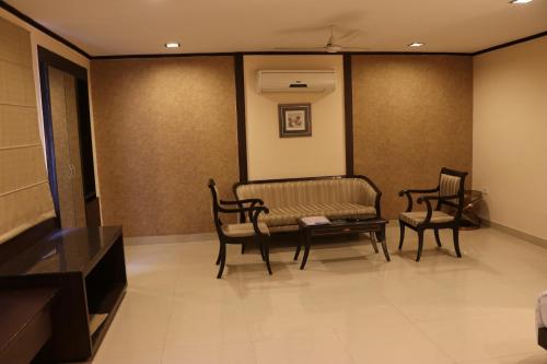 Ruang duduk di Little Chef Hotel