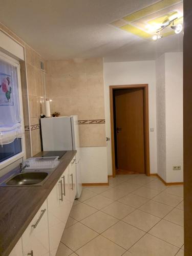 Η κουζίνα ή μικρή κουζίνα στο Ferienhaus Nathalie Leser