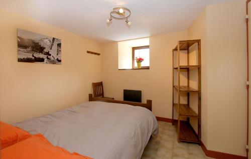 Postel nebo postele na pokoji v ubytování Très bel appartement 4 pers Chalet Les Lupins - Les 2 Alpes