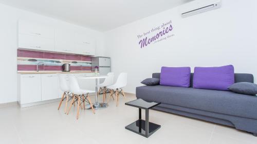 Χώρος καθιστικού στο Apartmani Memories I