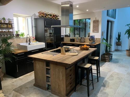 Gallery image of Grand appartement in Aramon